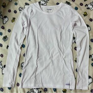 NWOT Women’s White Long-Sleeve Undershirt XXS
